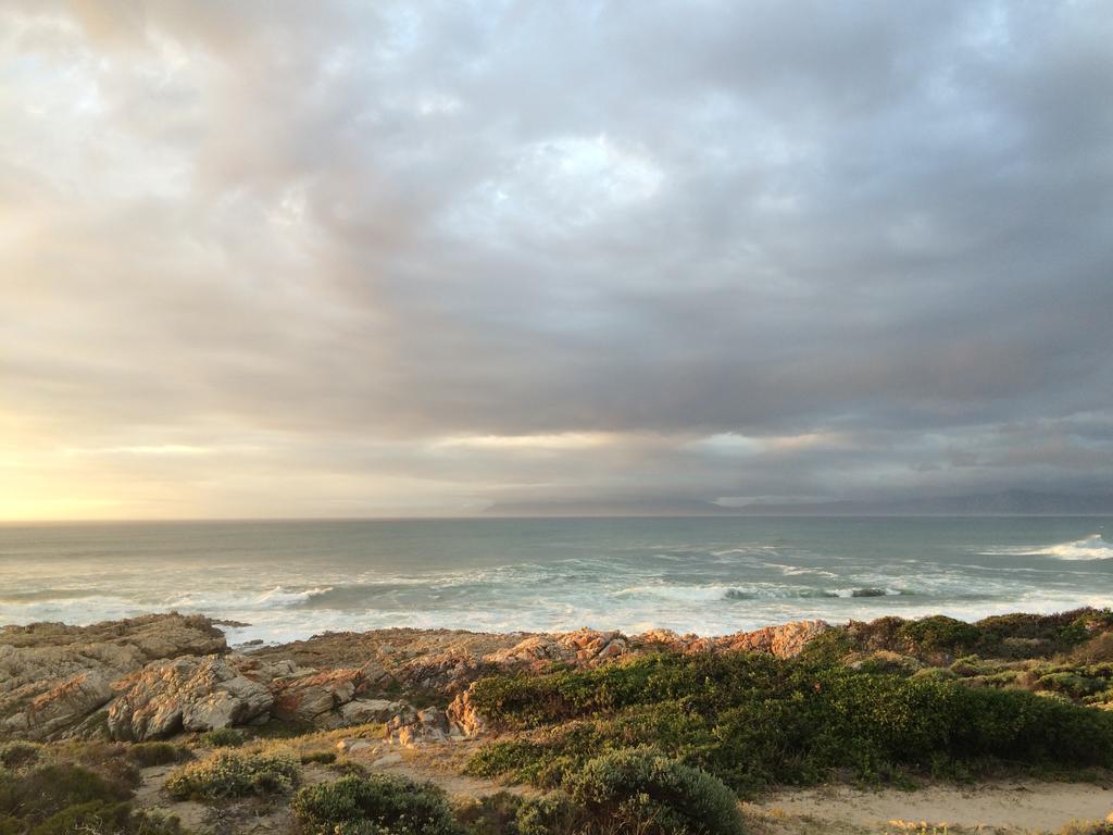 Apartamento Royal Albatros Gansbaai Exterior foto